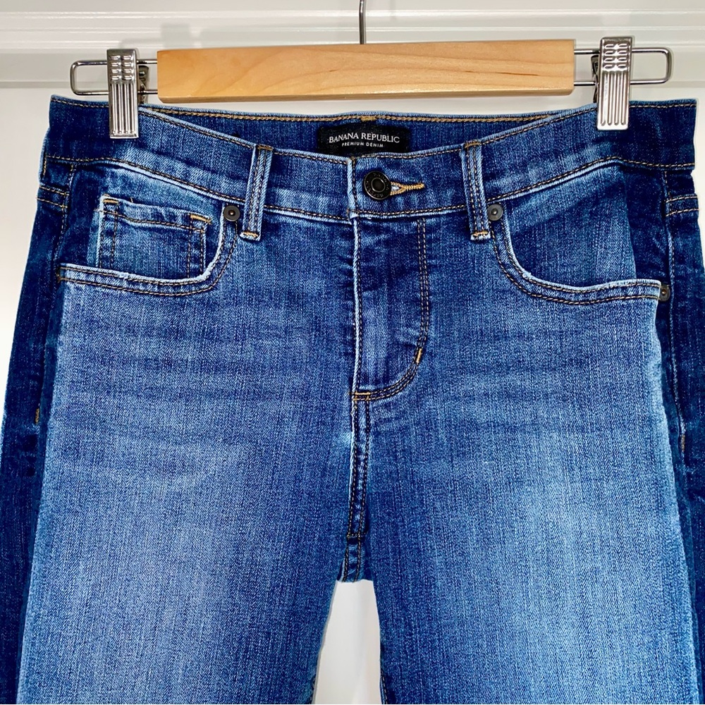 Banana Republic Premium Denim Two-Tone Mid-Rise Girlfriend Jeans, size 26 - Picture 2 of 13